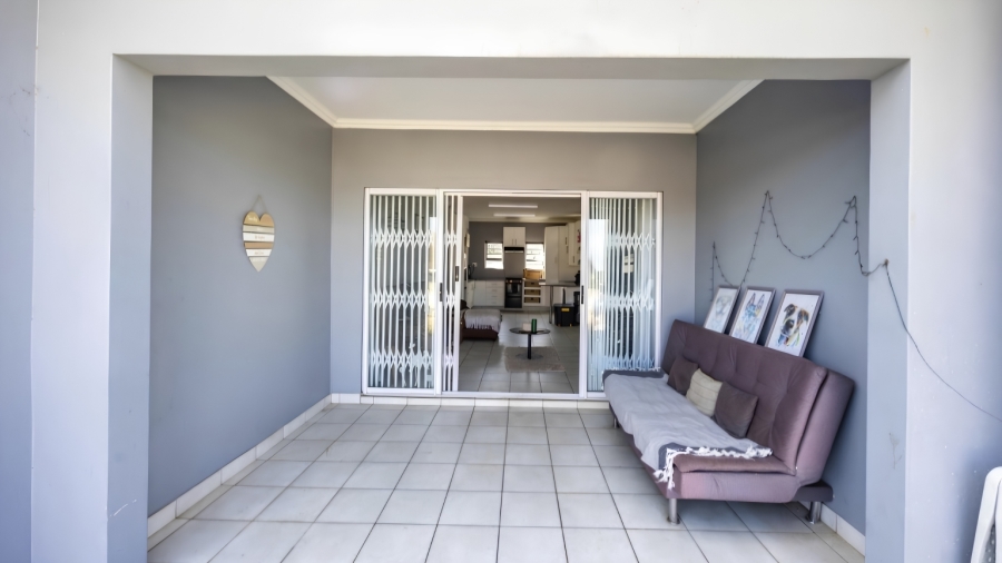 4 Bedroom Property for Sale in Gonubie Eastern Cape
